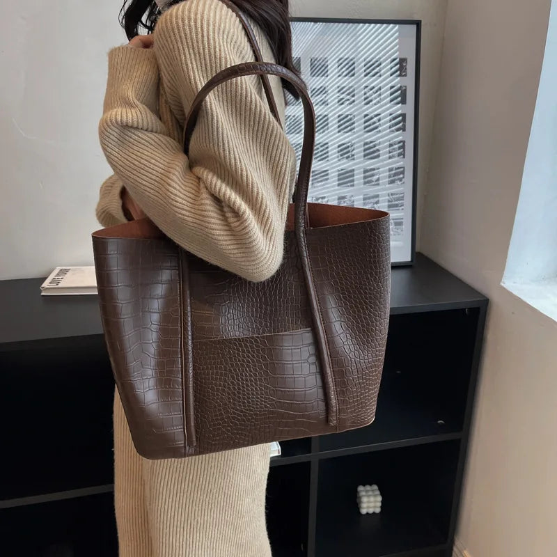 Christina | Elegant Shoulder Bag