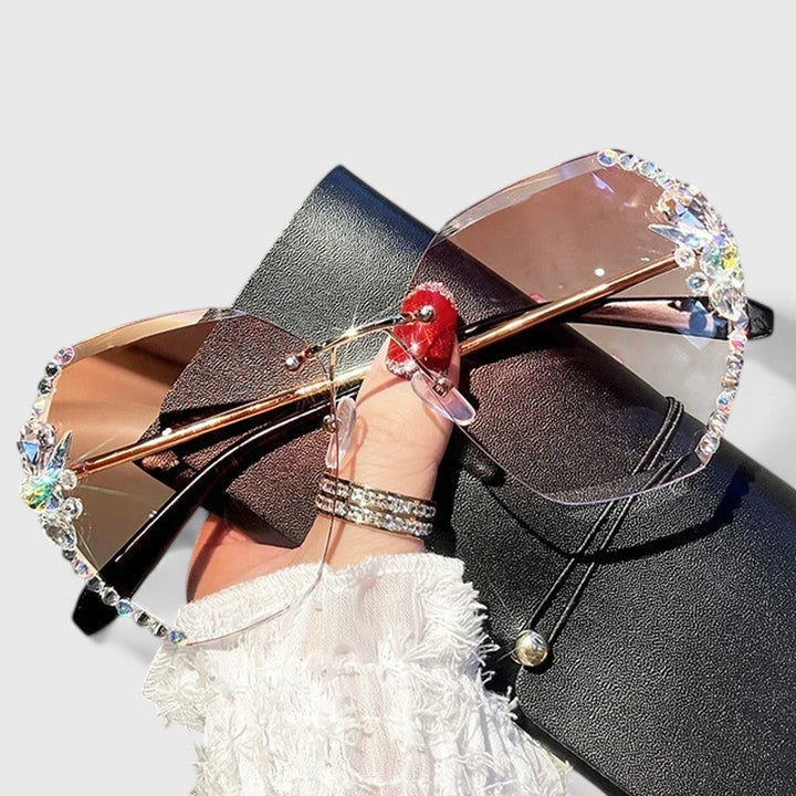 Juanita | Elegant Sunglasses
