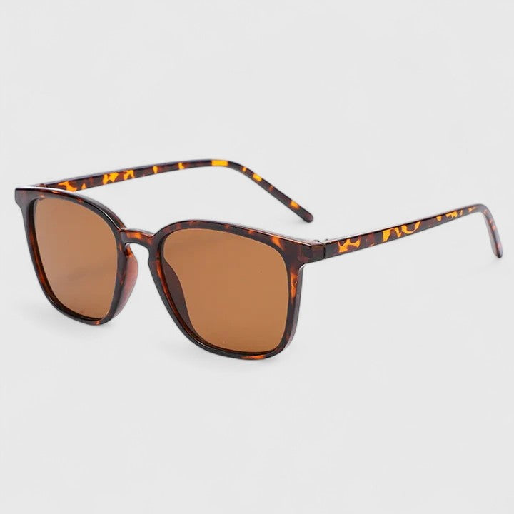 Jennie | Sophisticated Sunglasses