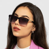 Neva | Elegant Sunglasses